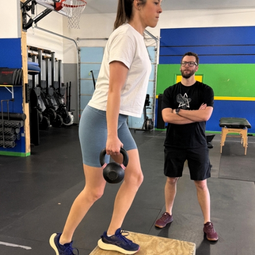 Trailhead-Physical-Therapy-and-Performance-Livingston-MT-physical-therapist-working-with-patient